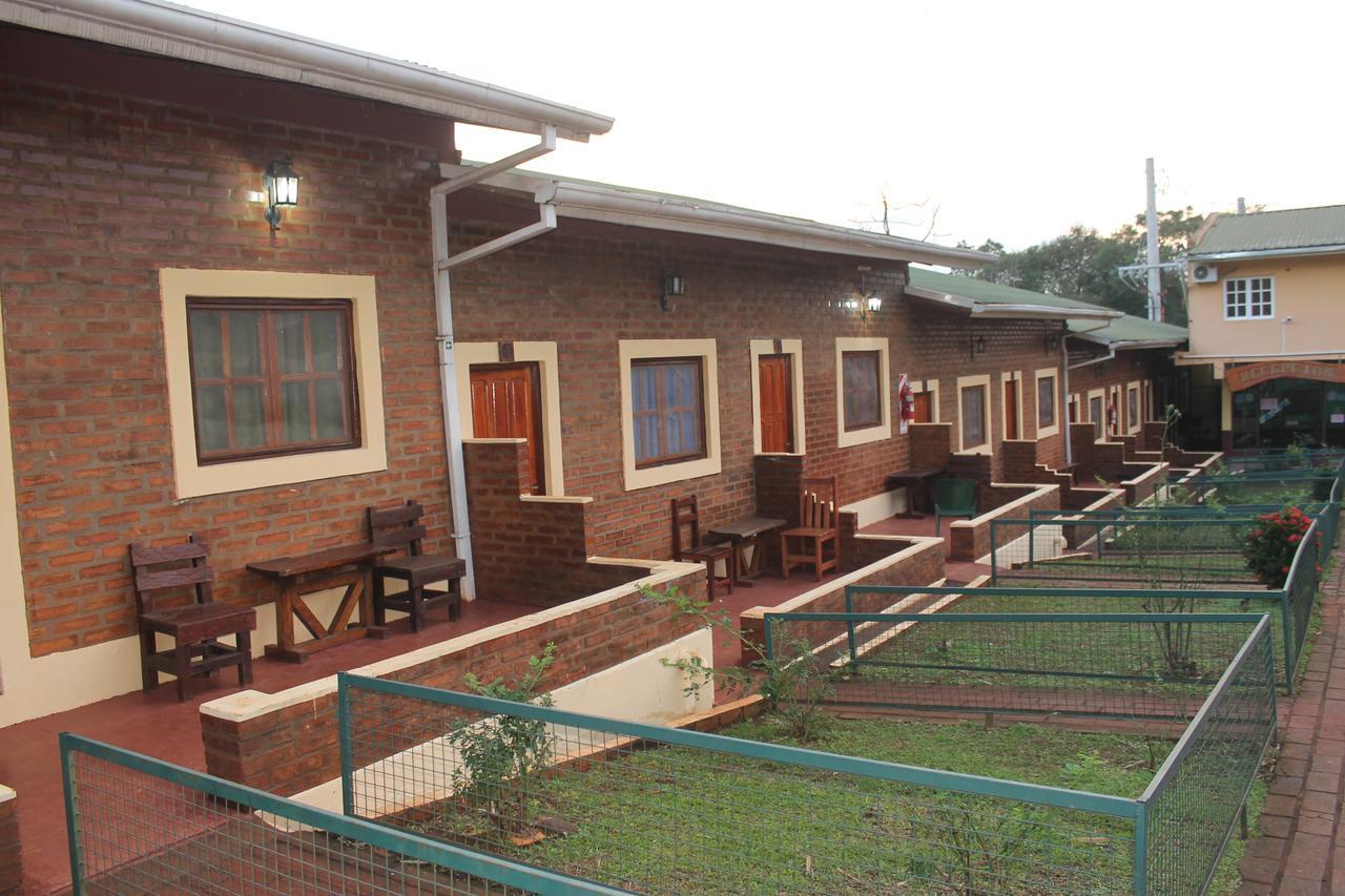 Aparthotel Nuevo Raices à Puerto Iguazú Extérieur photo
