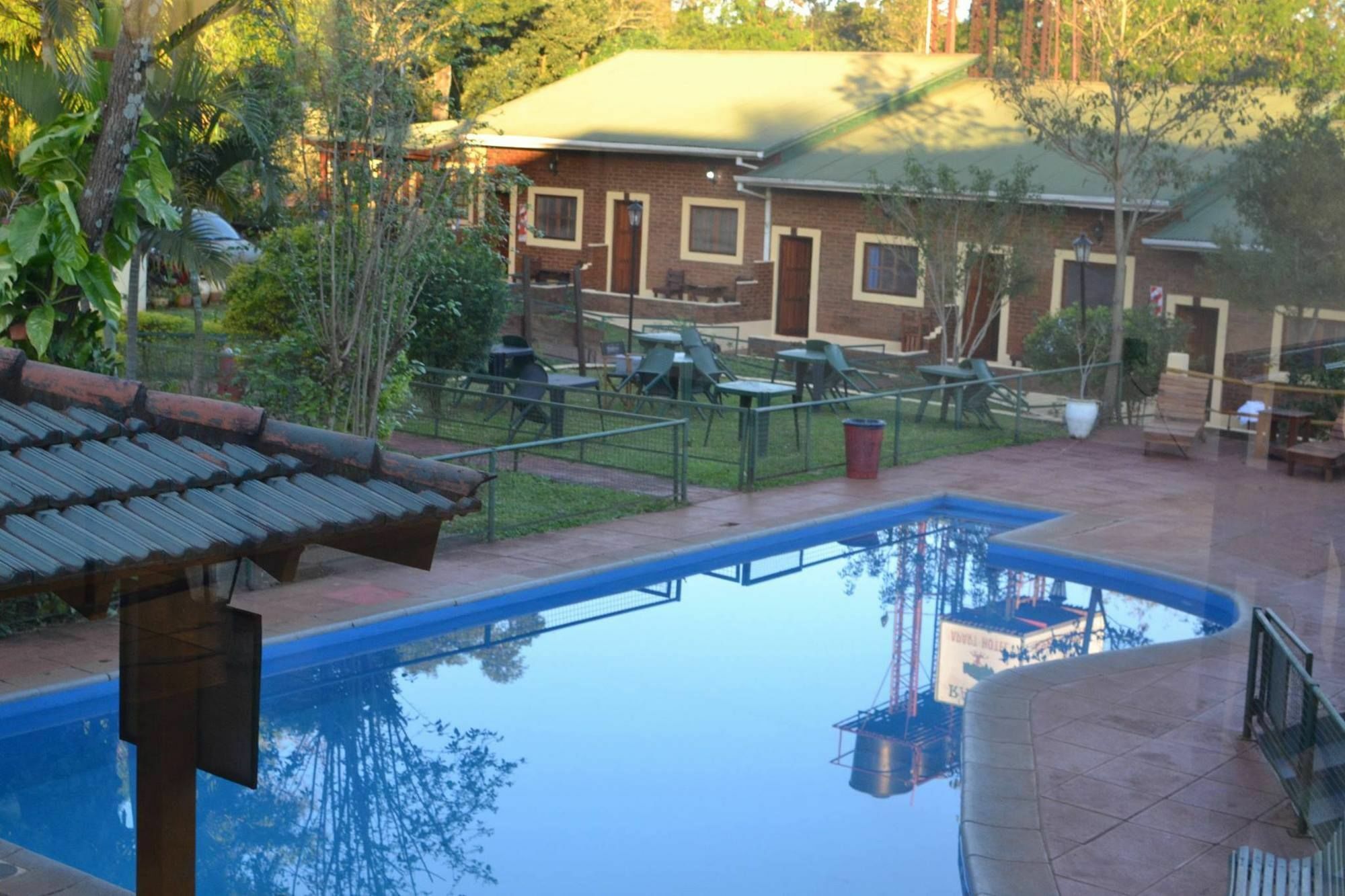 Aparthotel Nuevo Raices à Puerto Iguazú Extérieur photo